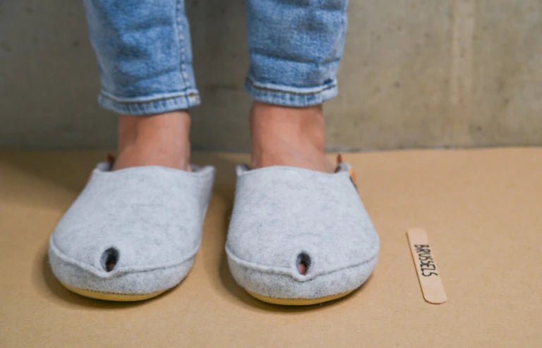 Brussels Lambswool Slippers | Snow (Light Grey) - Alpineabode