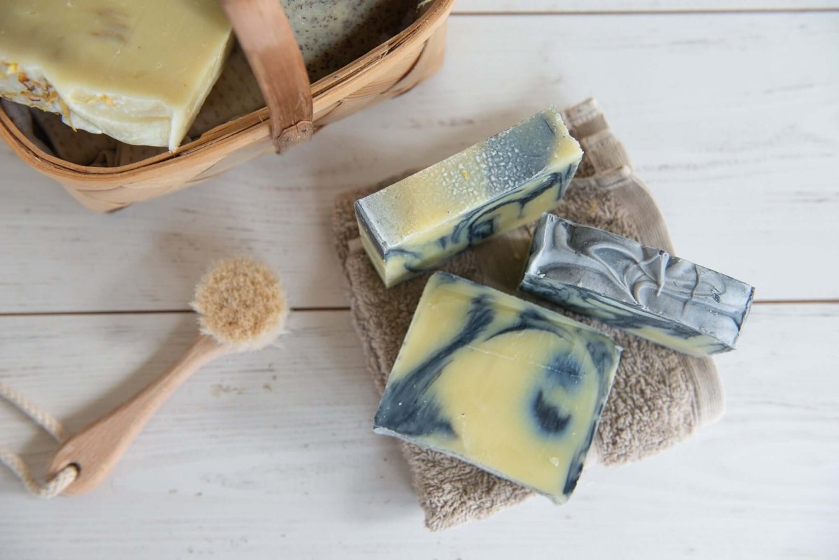Handmade Natural Soap | Australian Balm Mint Bush & Charcoal - Alpine Abode